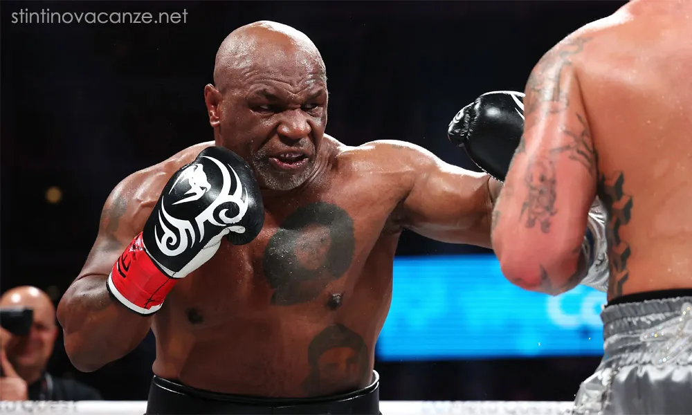 Mike Tyson ตำนานนักชกผู้เขย่าโลกมวย